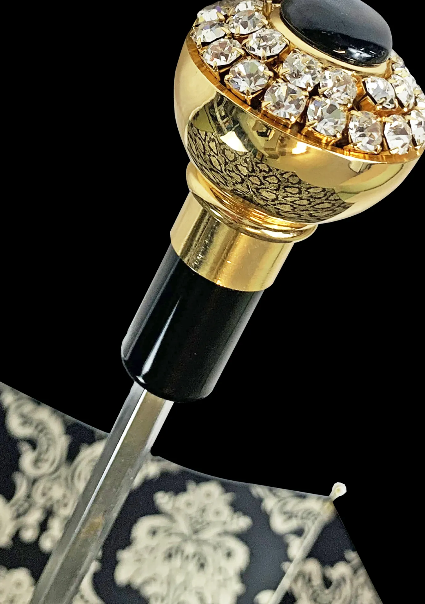 Il Marchesato Black double canopy umbrella with damask design Outlet