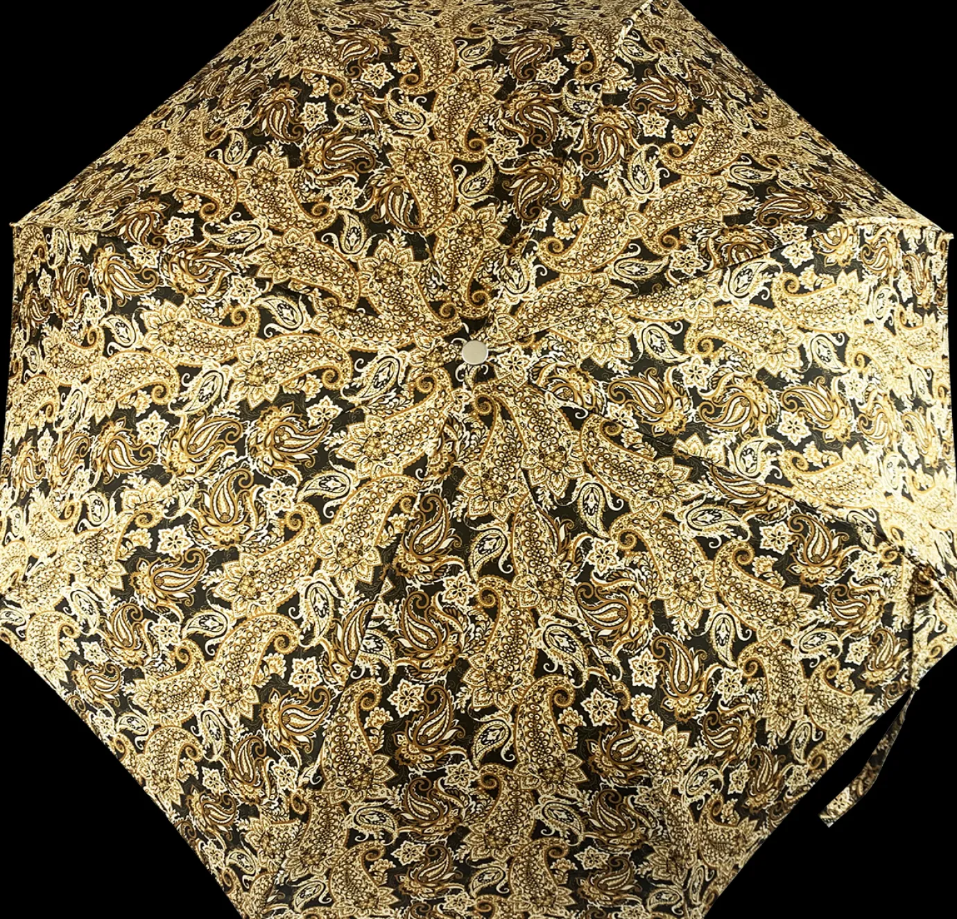 Il Marchesato Cream paisley design with yellow stone Best