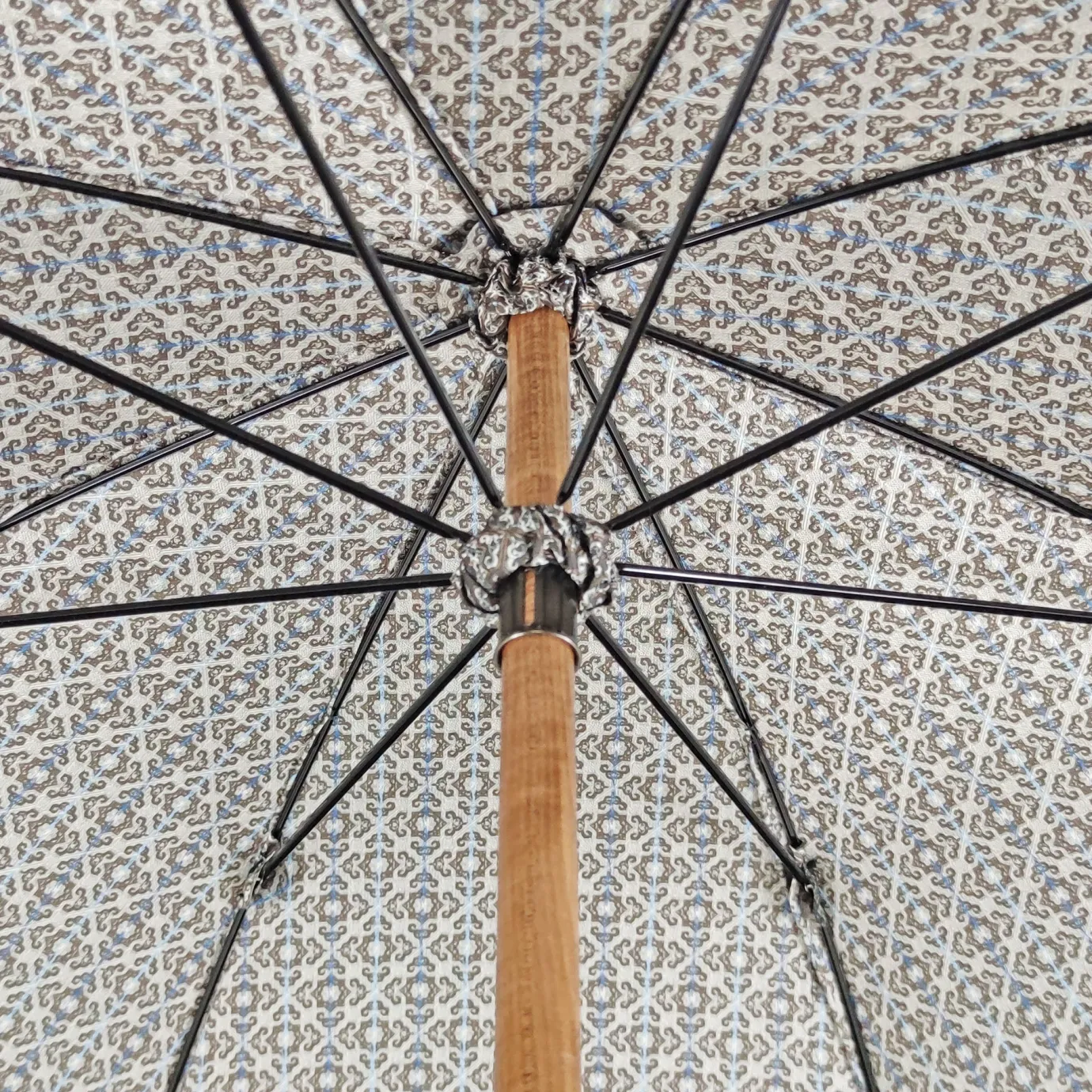 Il Marchesato Umbrella with Ram's horn Clearance
