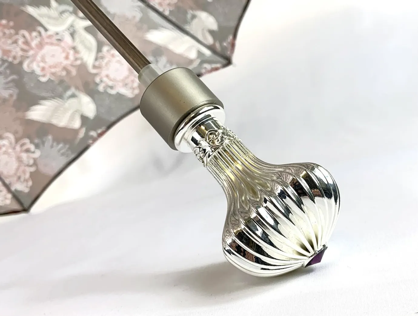 Il Marchesato Women's Folding Umbrella - Wonderful Heron Design Fashion